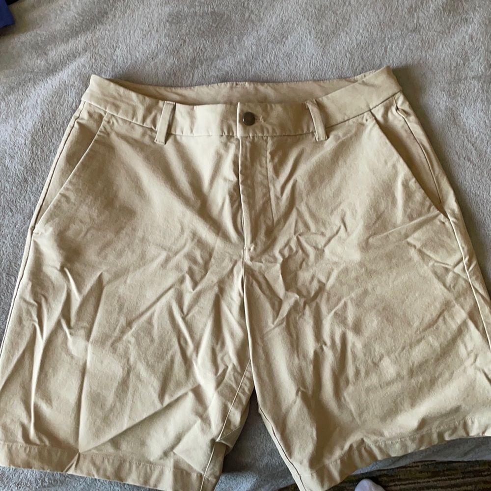 Men’s Lulu lemon khakis
